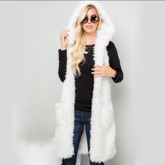Ashley By 26 International Jackets & Blazers - White Faux Fur Hooded Vest With Pockets gifts
